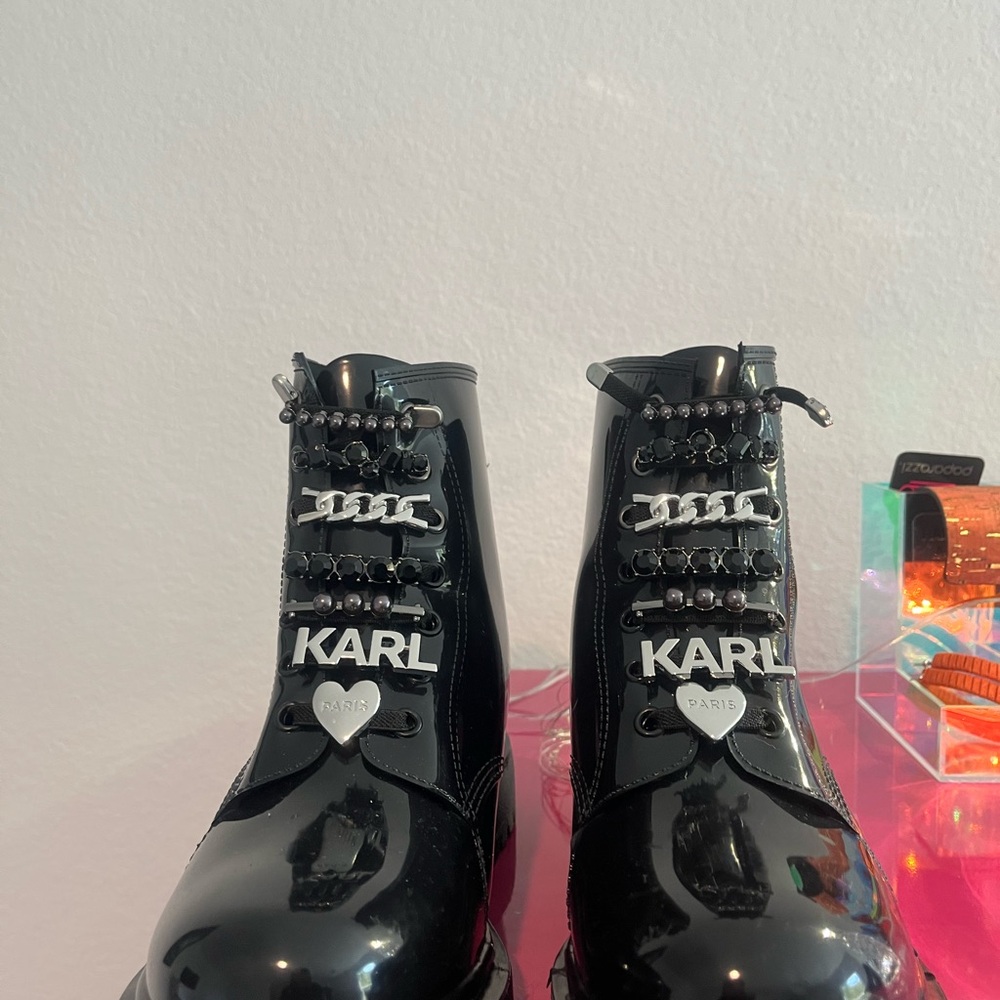 🔥🔥🔥🔥 BRAND NEW KARL LAGERFELD BOOTS!!!!🔥🔥🔥🔥🔥
